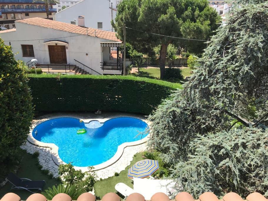 Villa Paquita Calella Exterior photo